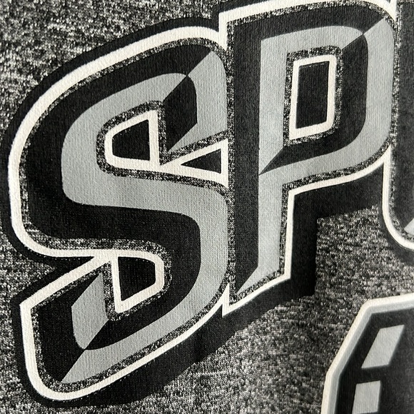 NBA UNK San Antonio Spurs Mens Large Ribbed Logo Gray Pullover Sweatshirt Hoodie - Picture 3 of 9